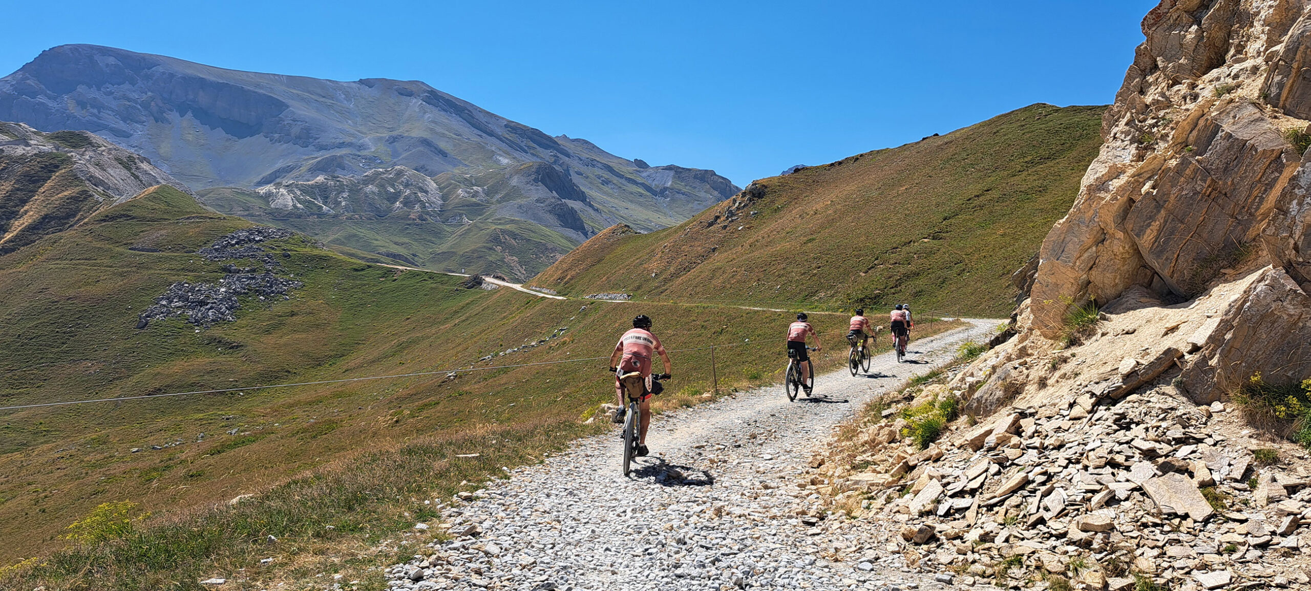 GPS-TOUR-Gravel-Piemonte-Sud-panorama-02